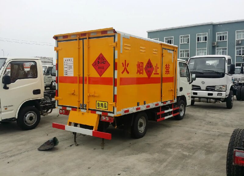 成都到路南區(qū)危險品運輸